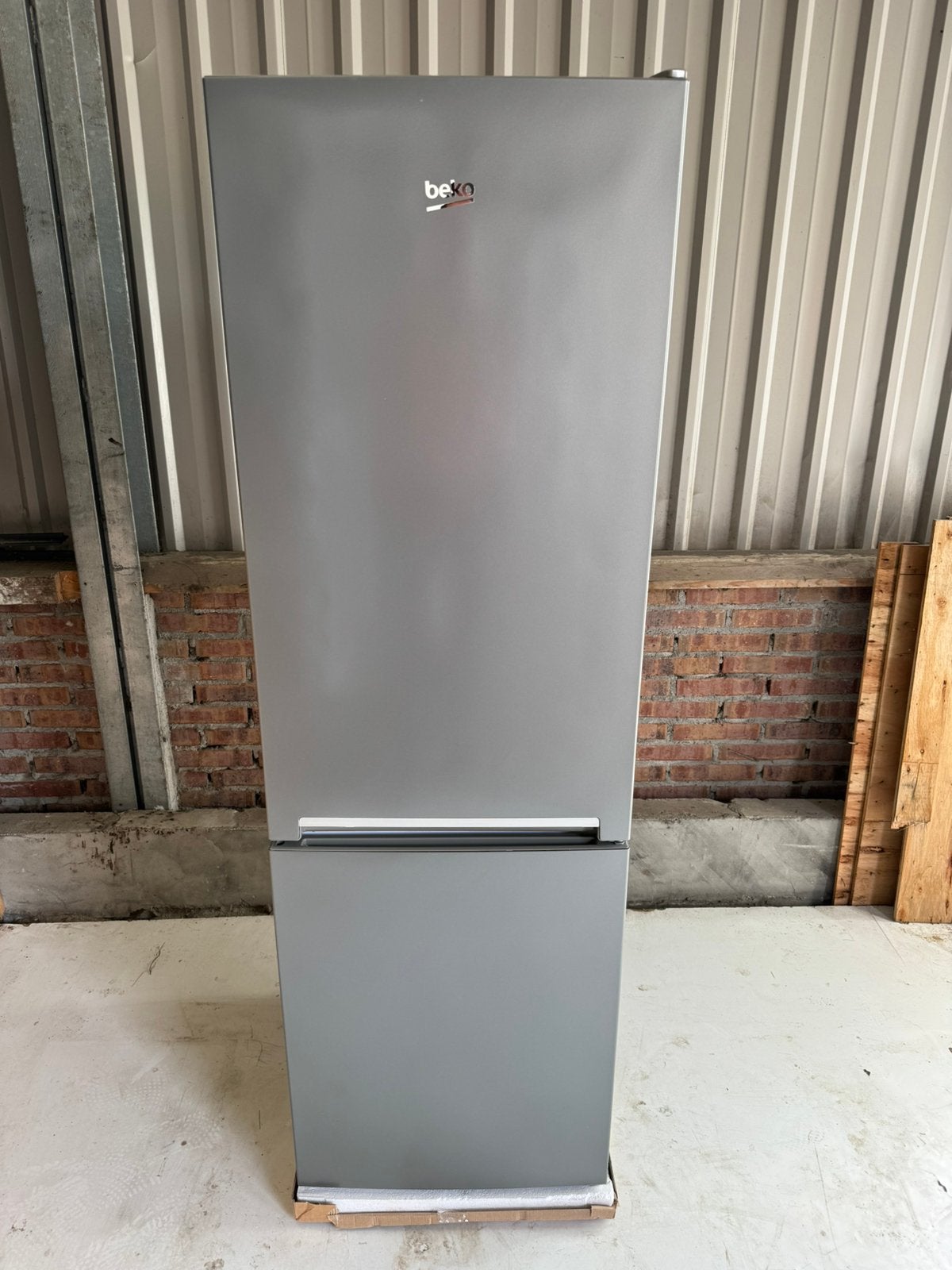 NIEUWE Koelvriescombinatie , 1 jaar garantie, Ophalen, 200 liter of meer, Met aparte vriezer, 160 cm of meer