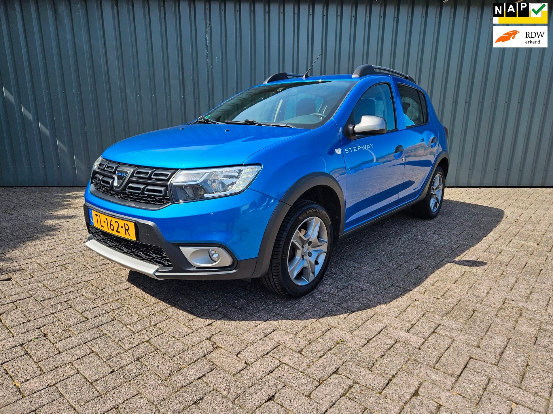 Dacia Sandero 0.9 TCe Bi-Fuel SL Stepway Navi Camera Trekhaa, Auto's, Voorwielaandrijving, 898 cc, Stof, 580 kg