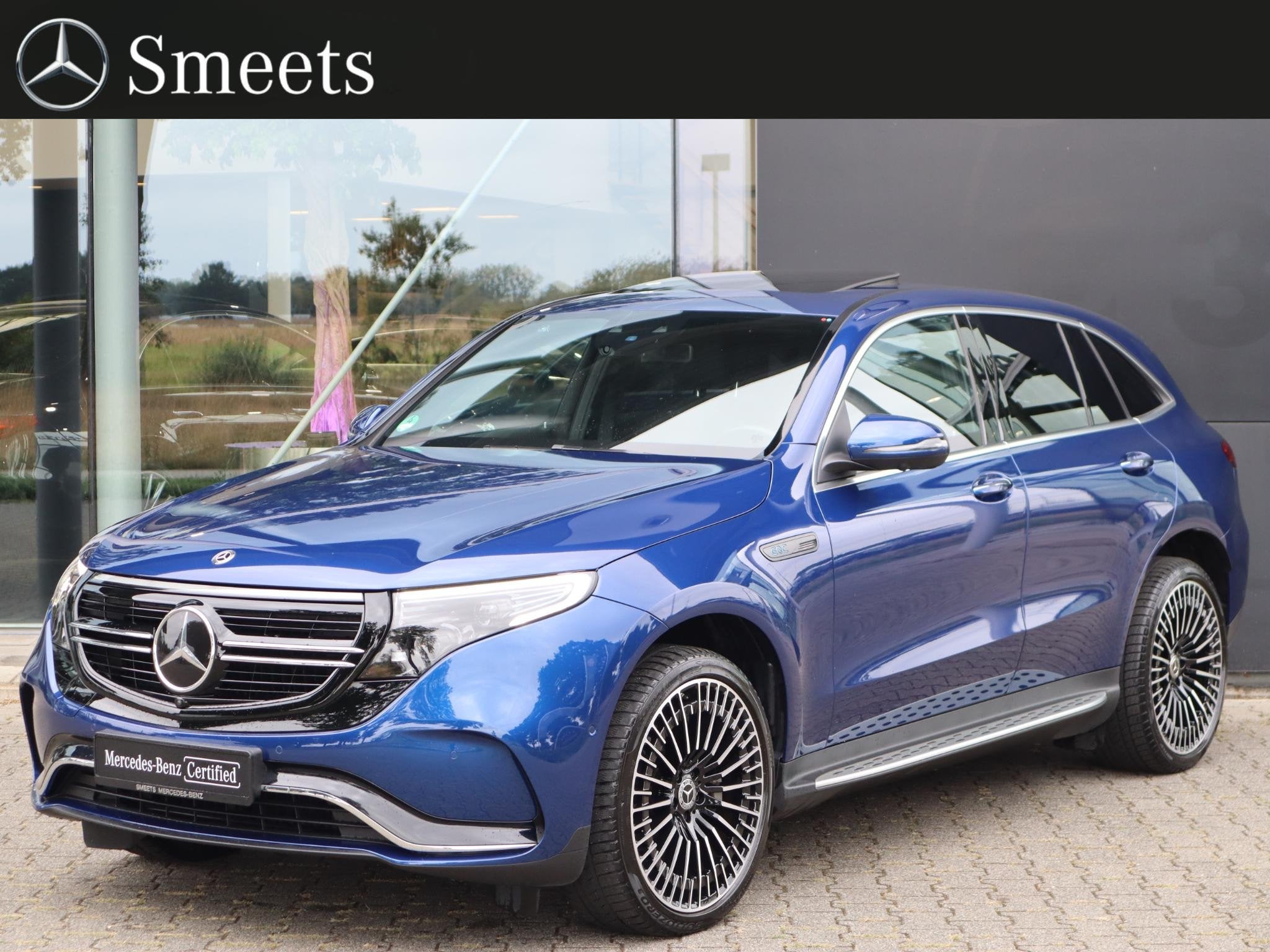 Mercedes-Benz EQC 400 4MATIC Premium Plus 80 kWh, Auto's, 12 maanden, Stof, Zwart, Blauw