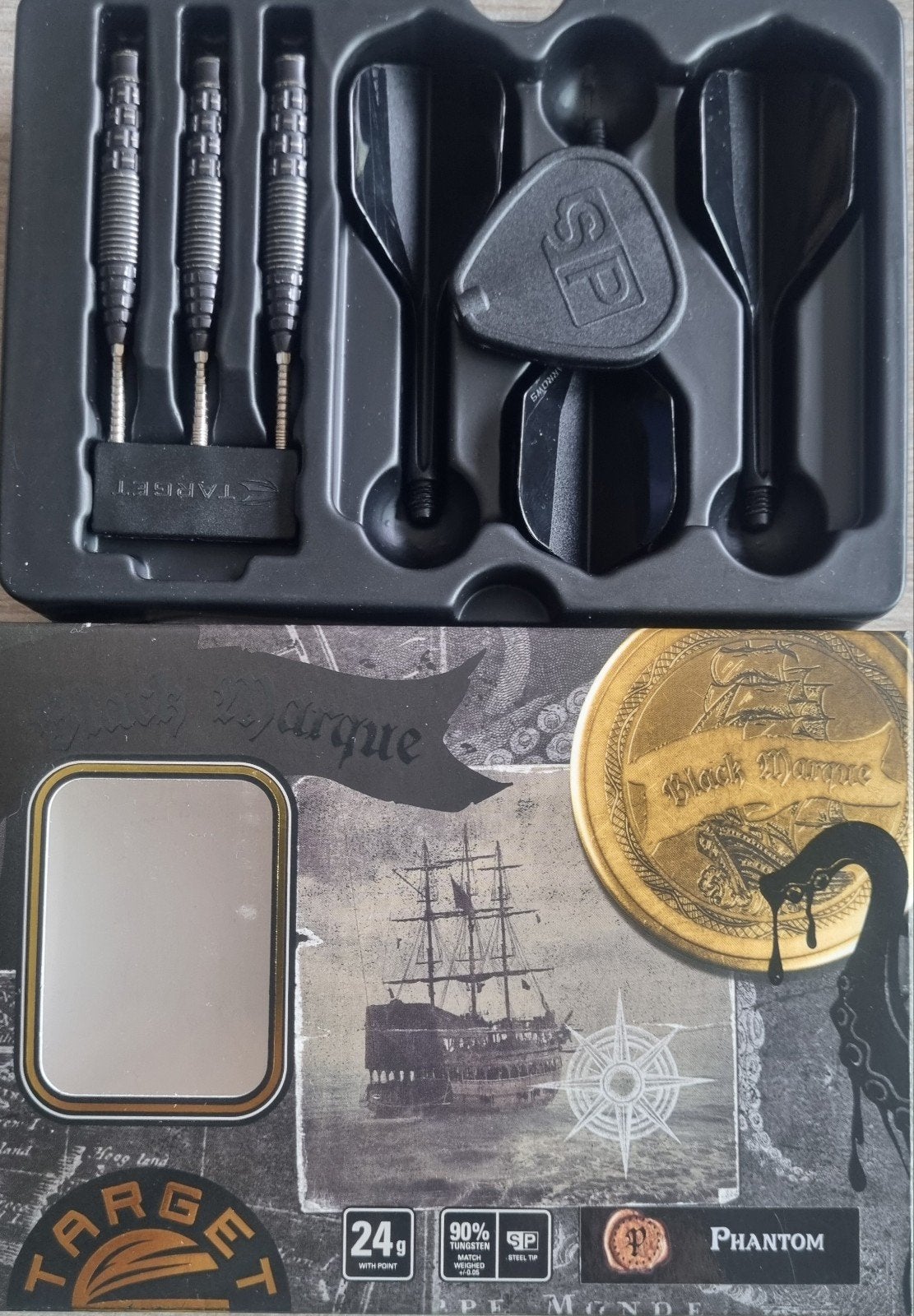 Target Darts Black Darque Phantom 24g 90% Tungsten, Ophalen of Verzenden, Zo goed als nieuw, Pijlen