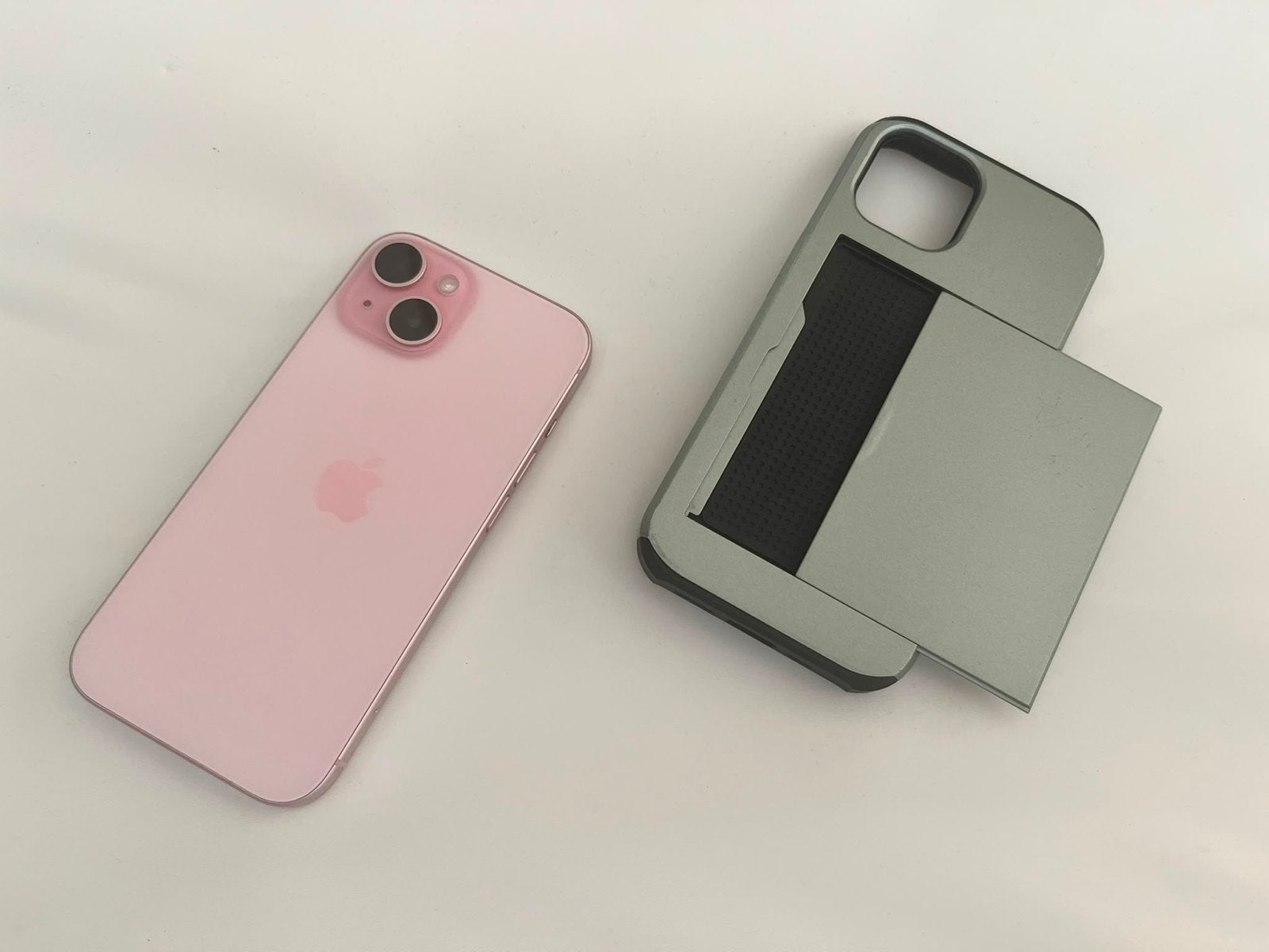 iPhone 15 – 128GB – Roze – Nette staat, Ophalen, 128 GB, IPhone 15, Zo goed als nieuw