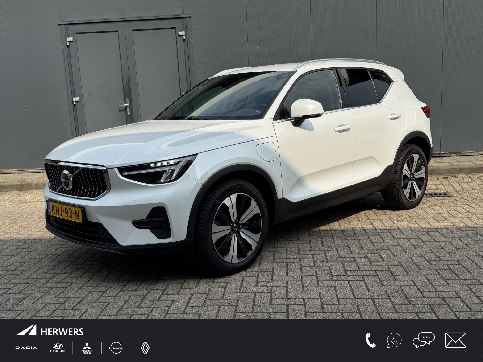 Volvo XC40 1.5 T4 Plug-in hybrid Plus Bright / PHEV / Trekha