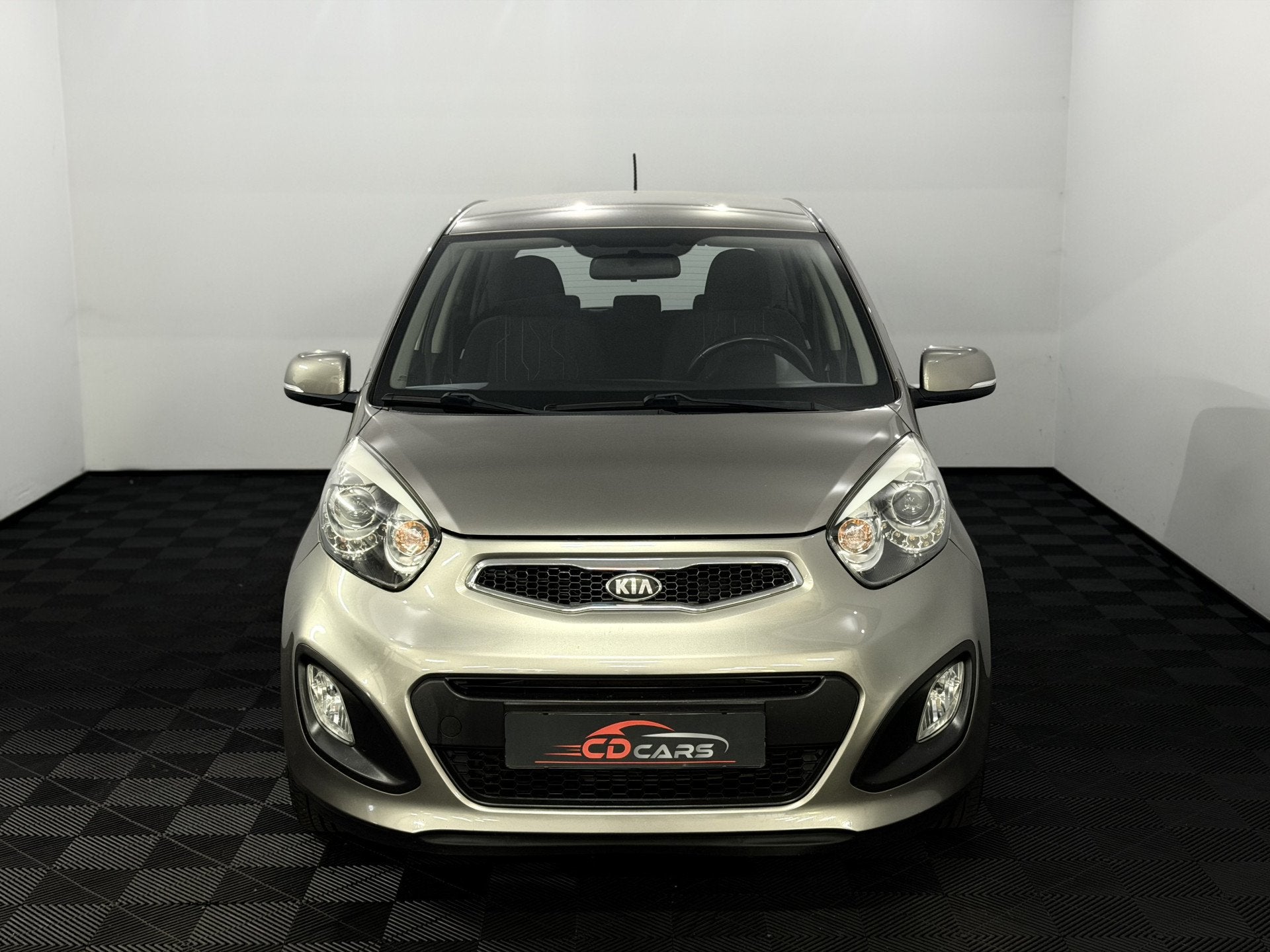 Kia Picanto 1.0 CVVT Design Edition Airco, Radio, Mistlamp,, Voorwielaandrijving, Euro 5, Stof, Gebruikt