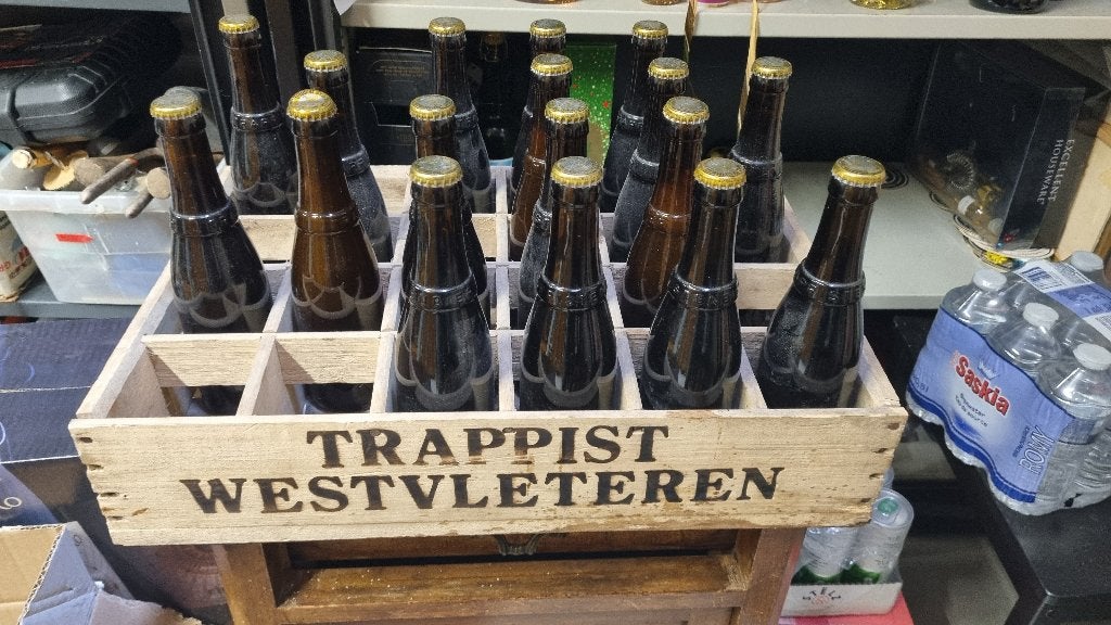 Westvleteren krat met 12 lege en 12 volle flesjes, Verzamelen, Ophalen, Gebruikt, Flesje(s), Overige merken