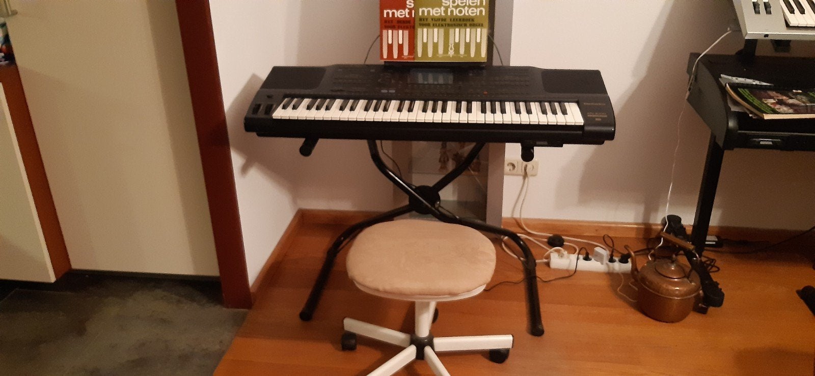Technics keyboard KN2000, Muziek en Instrumenten, Keyboards, Ophalen, 61 toetsen, Technics