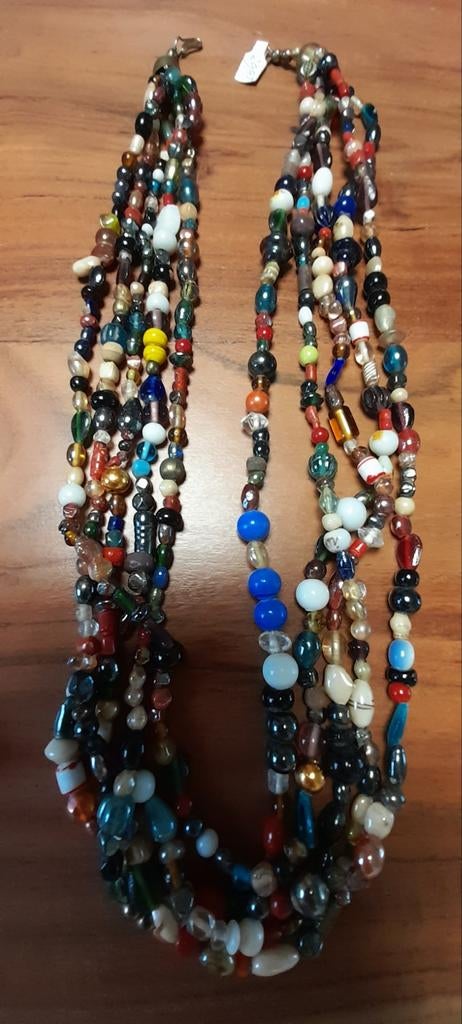Nieuw 5 rijtjes edelsteentjes kralen ketting, Ophalen of Verzenden, Nieuw, Overige materialen