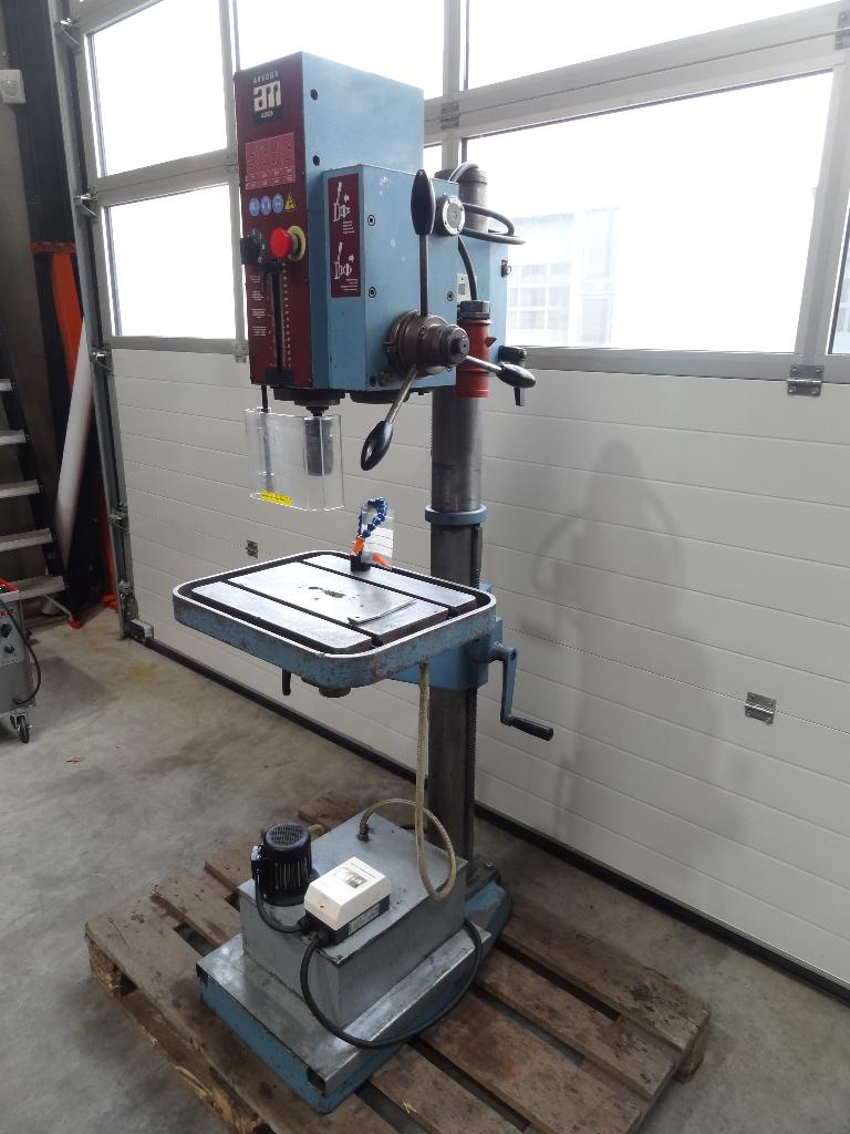 kolomboormachine Arboga A3008 tandwiel aangedreven, Ophalen, Zo goed als nieuw, 600 watt of meer, Kolomboormachine