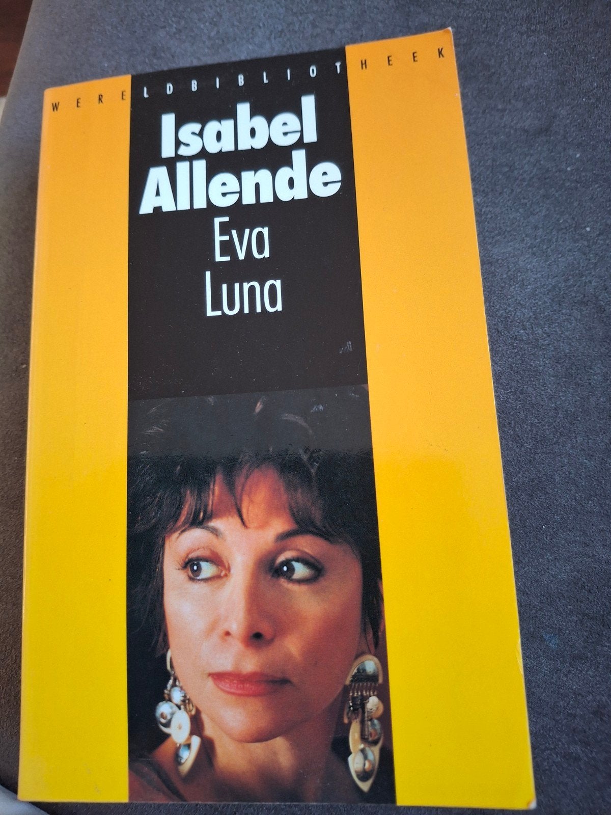 Isabel Allende - Eva Luna (Wereldbibliotheek), Ophalen of Verzenden, Zo goed als nieuw, Isabel Allende, Nederland