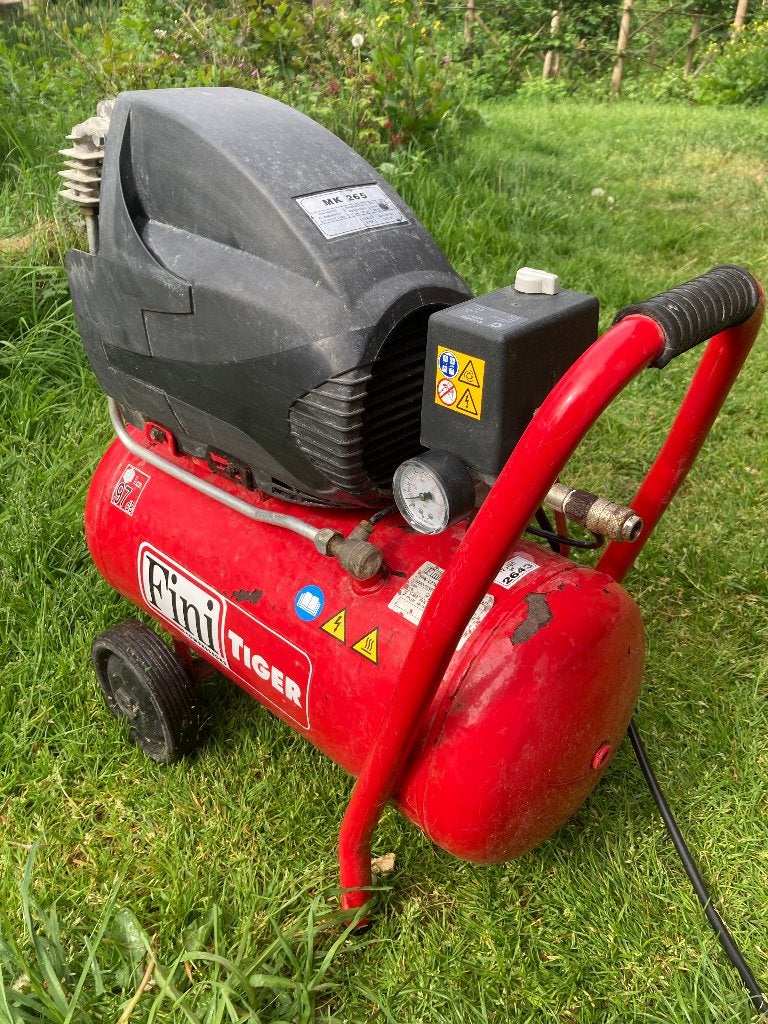 compressor 400 volt 3 fasen, Doe-het-zelf en Verbouw, Compressors, Ophalen, Gebruikt, 6 tot 10 bar, Minder dan 25 liter