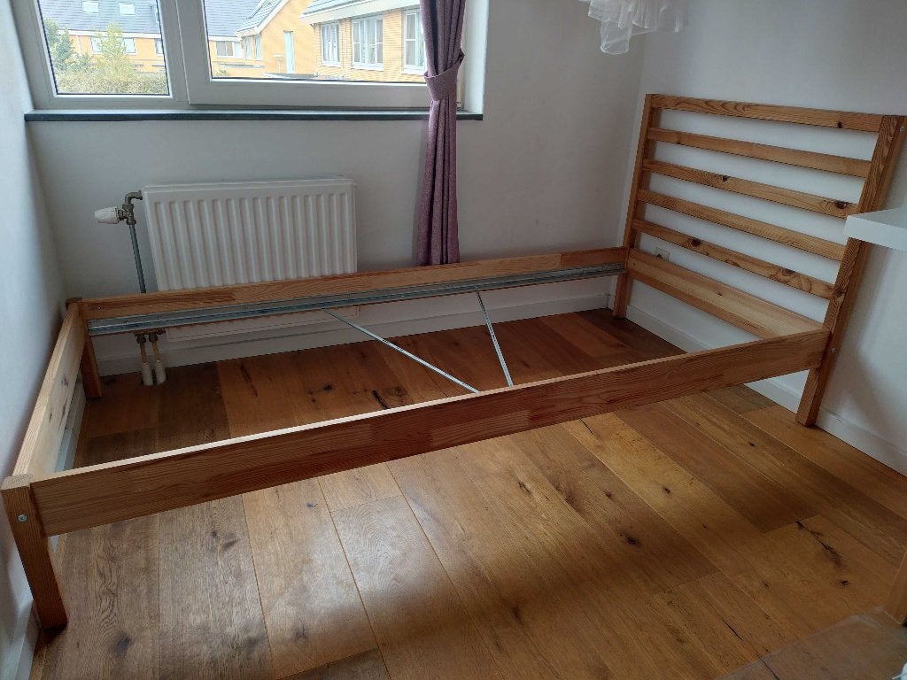 Ikea Tarva 90X200 bedframe, Ophalen, Gebruikt, 90 cm, 200 cm
