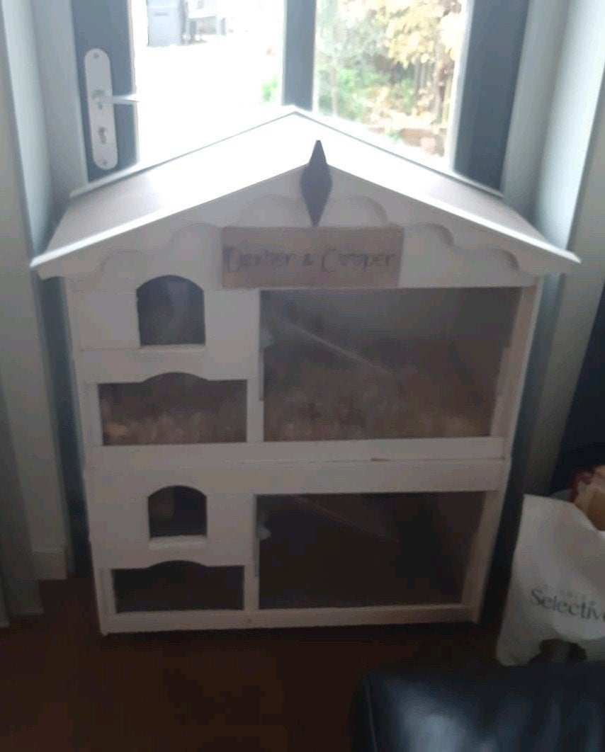 Cavia hotel 9245105 Wit met grijs., Dieren en Toebehoren, Ophalen, Kooi, Zo goed als nieuw, 90 cm of meer