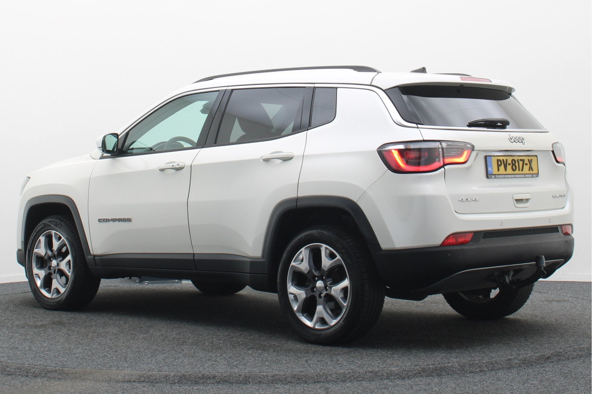 Jeep Compass 1.4 MultiAir Limited 4x4 Leer, Apple Carplay, T, Auto's, Automaat, 450 kg, Gebruikt, 4 cilinders