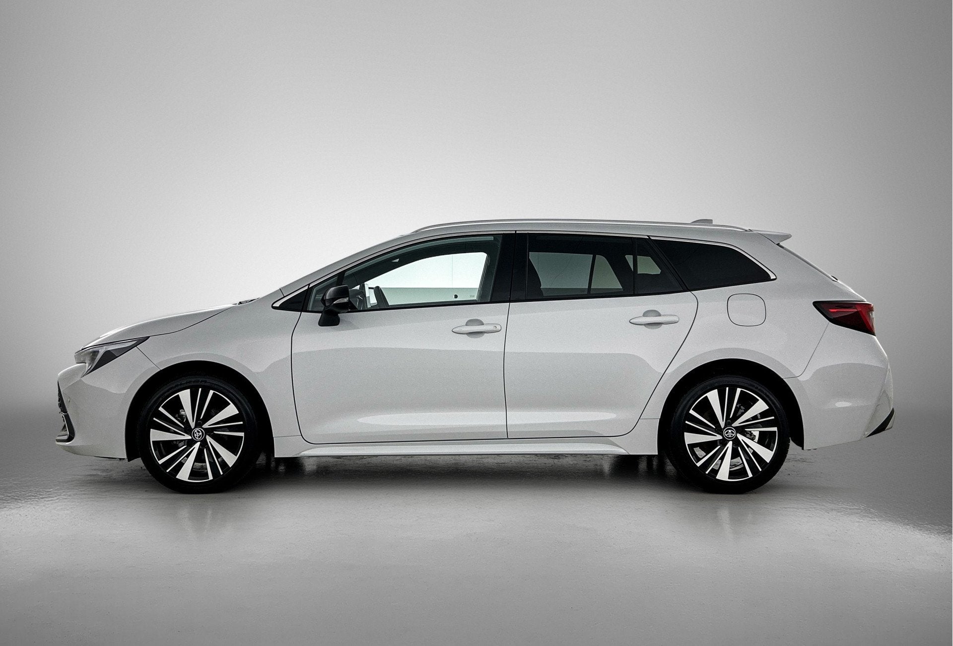 Toyota Corolla Touring Sports Hybrid 140 Dynamic Dynamic Gre, 12 maanden, 4 cilinders, Corolla, Origineel Nederlands