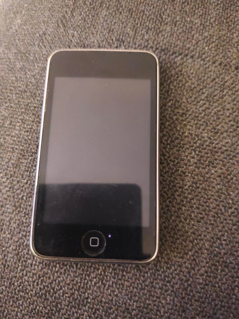 Apple iPod Touch 8GB, Audio, Tv en Foto, Mp3-spelers | Apple iPod, Gebruikt, Touch, Zwart, Ophalen of Verzenden
