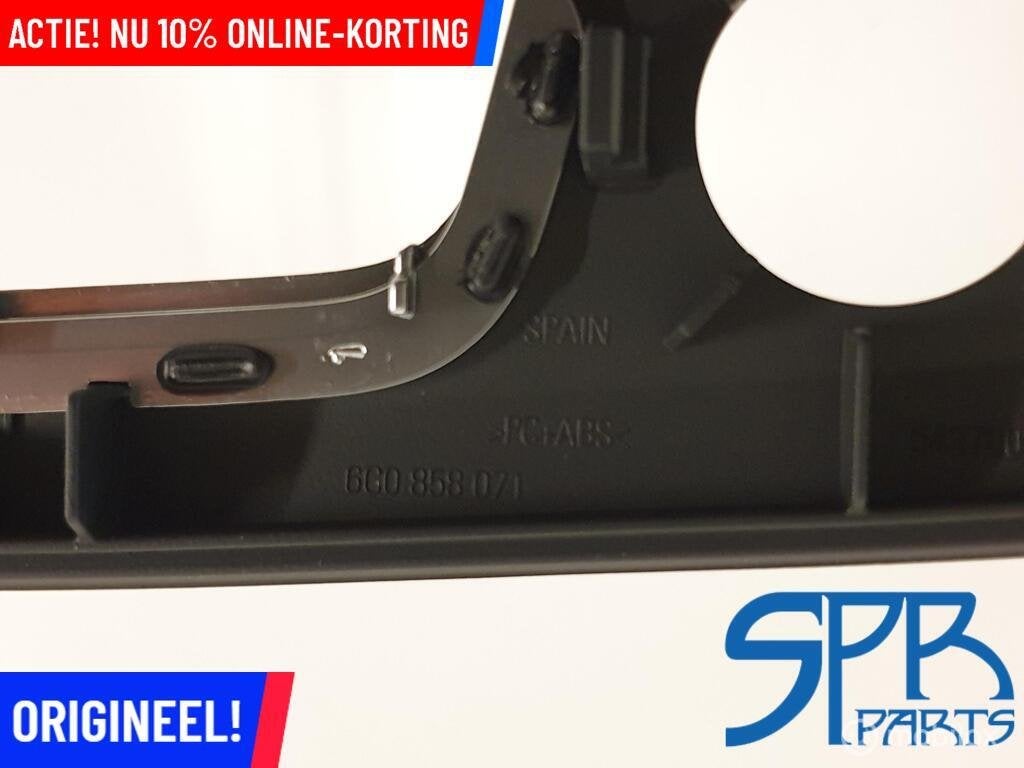 POLO 6C MULTIMEDIA NAVIGATIE INLEG LIJST Grijs MAT 6c0858071, Auto-onderdelen, Interieur en Bekleding, Gebruikt, Volkswagen, Ophalen of Verzenden