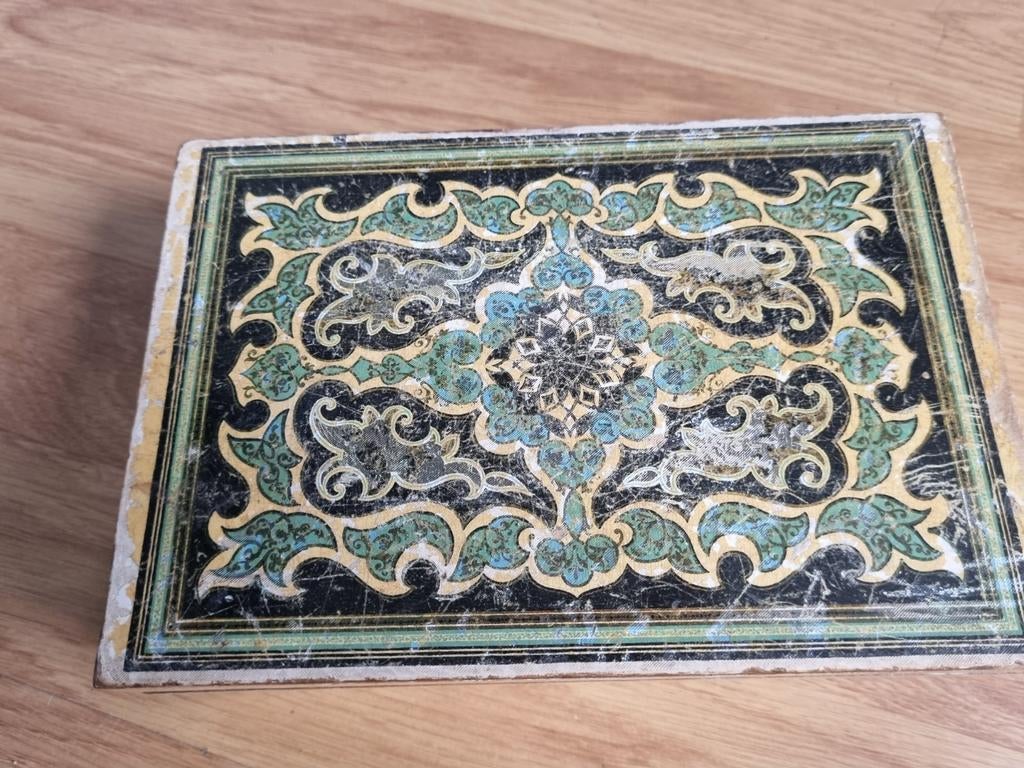 Houten kistje met 4 kaartdoosjes en benen fiches, Ophalen of Verzenden