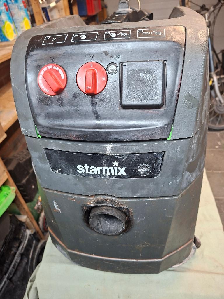 Gezocht defecte Starmix stofzuigers, Witgoed en Apparatuur, Stofzuigers, Ophalen, Stofzuiger, Niet werkend, Reservoir
