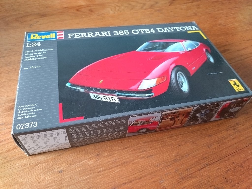 Revel 1:24 bouwpakket Ferrari 365, Hobby en Vrije tijd, Modelauto's | 1:24, Ophalen of Verzenden, Nieuw, Auto, Revell
