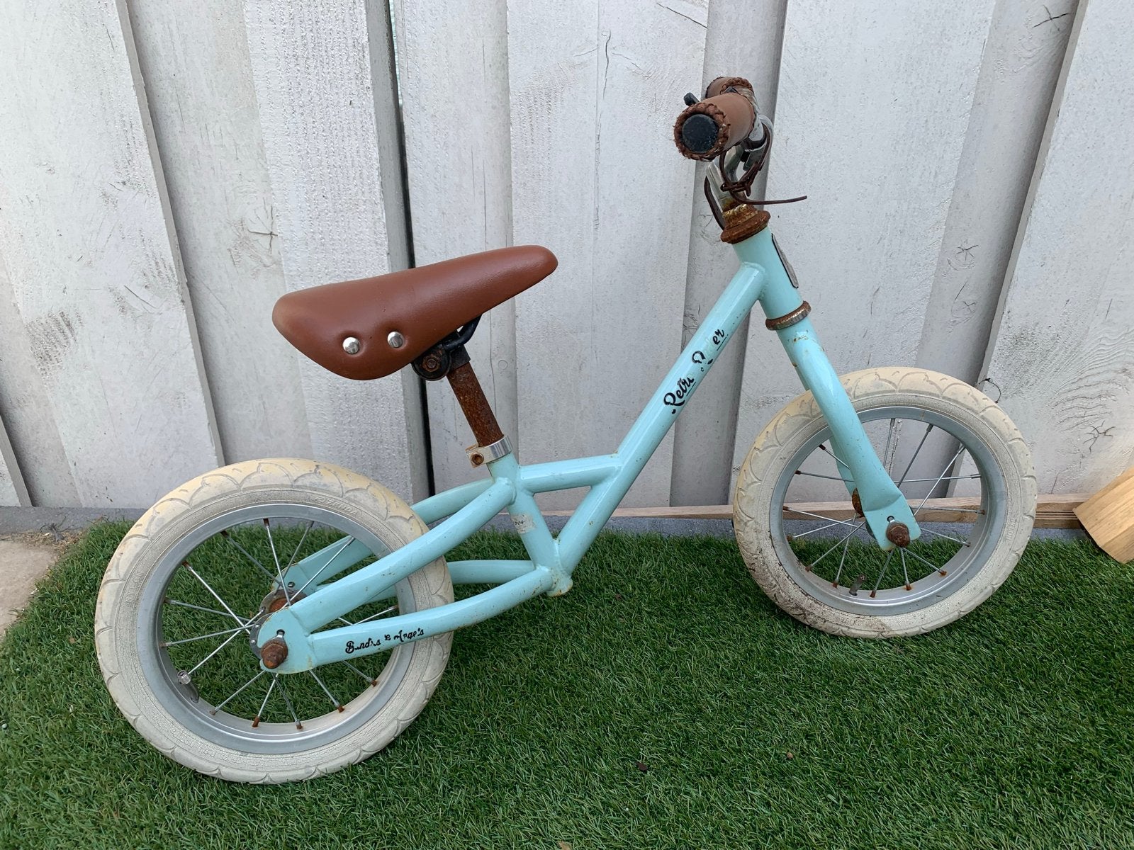 Retro Rider loopfiets - lichtblauw met bruin zadel, Ophalen, Gebruikt, 16 tot 20 inch