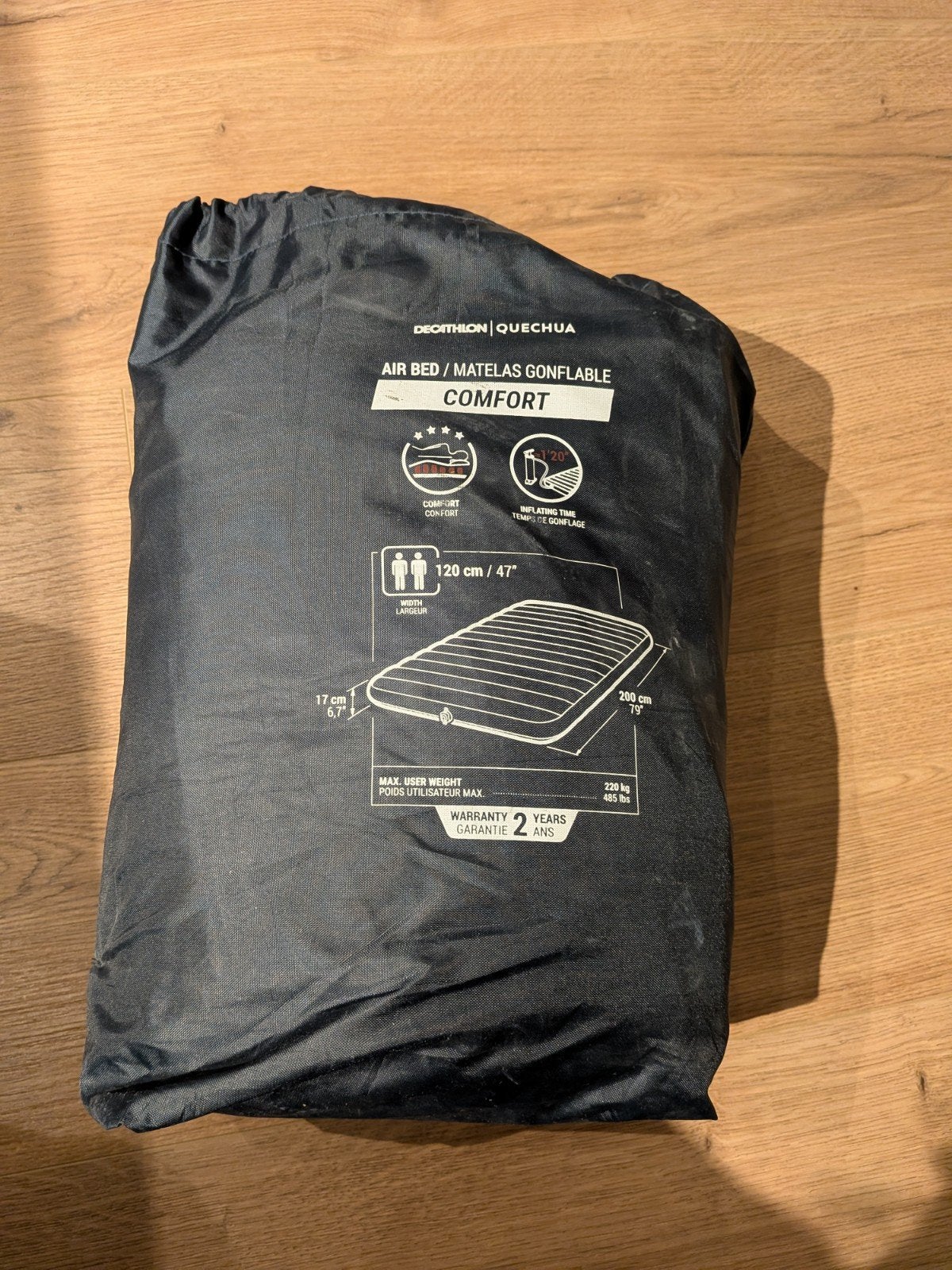 Quechua luchtbed comfort 120x200, Caravans en Kamperen, Ophalen, Zo goed als nieuw