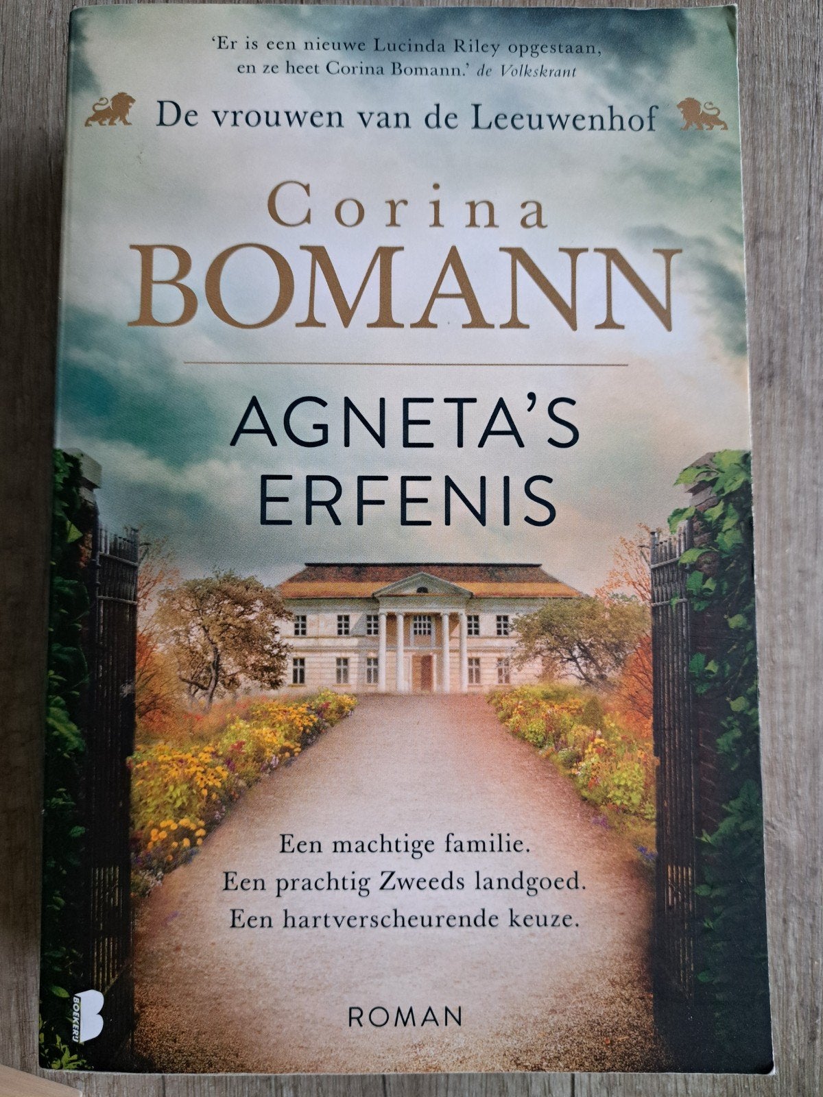 Corina Bomann - Agneta's Erfenis, Boeken, Ophalen of Verzenden, Zo goed als nieuw, Corina Bomann, Europa overig
