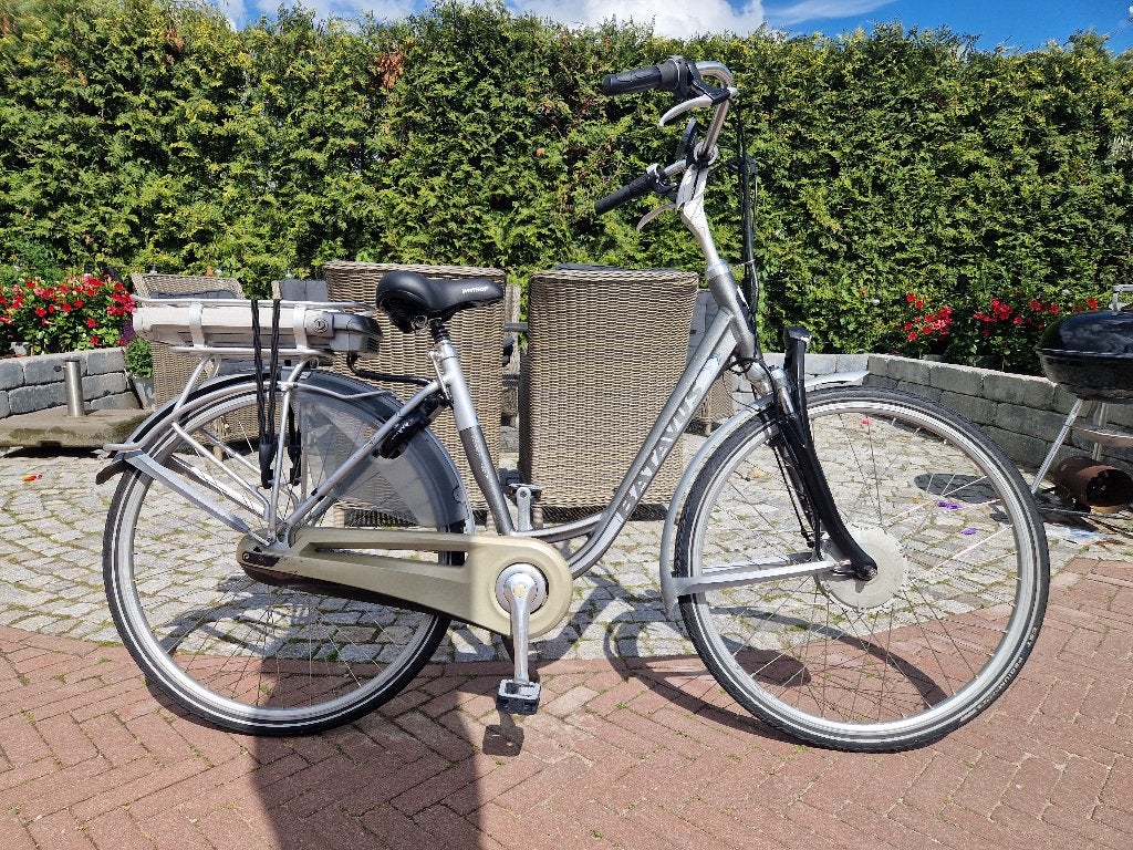 NIEUWE ACCU EN LADER. Elektrische dames fiets batavus, Zo goed als nieuw, 51 tot 55 cm, 50 km per accu of meer, Ophalen