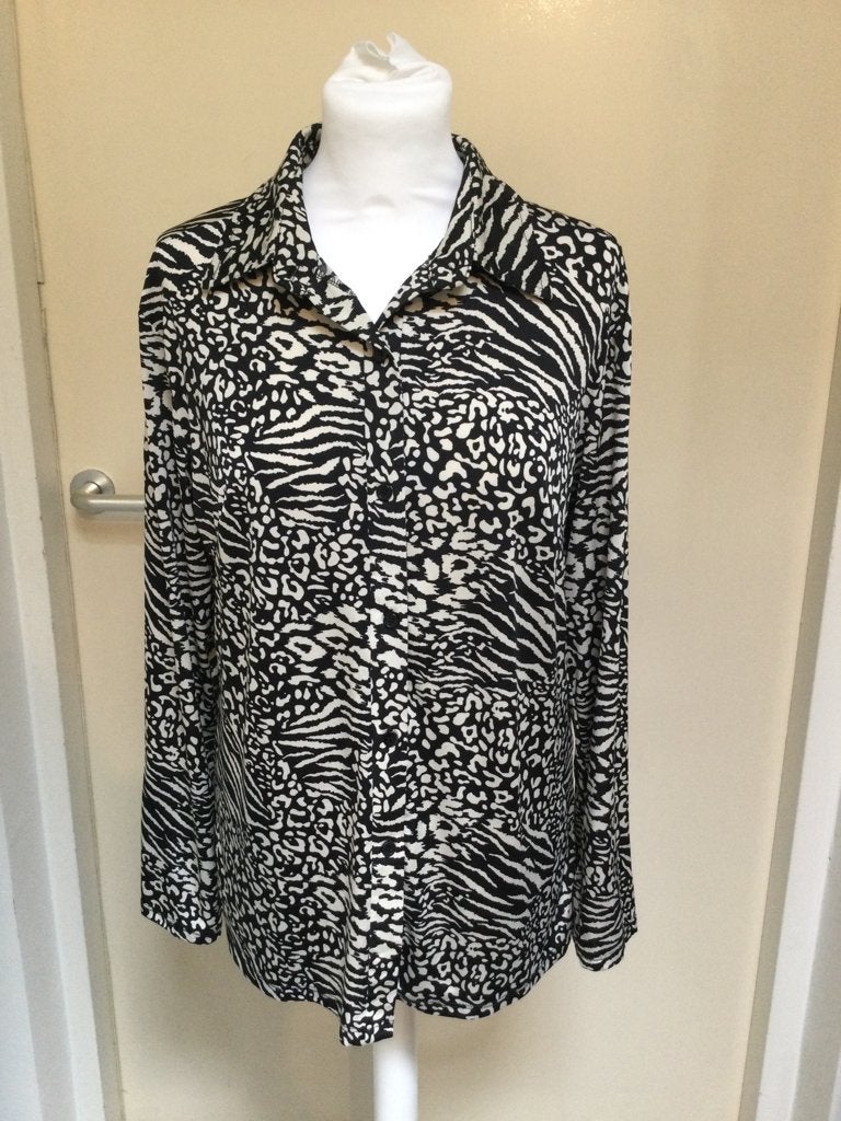Prachtige blouse van Iz Naiz maat L, Iz Naiz, Ophalen of Verzenden, Zo goed als nieuw, Maat 38/40 (M)