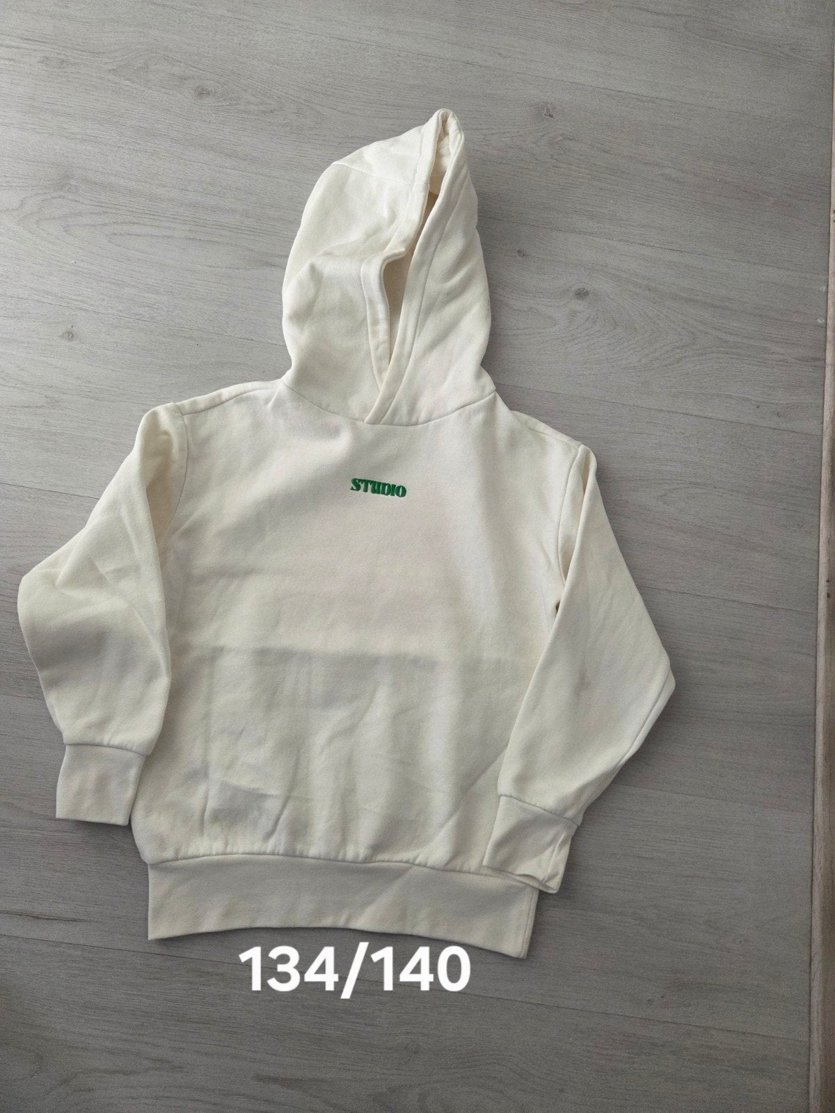 Meisjes kleding, Ophalen, Meisje