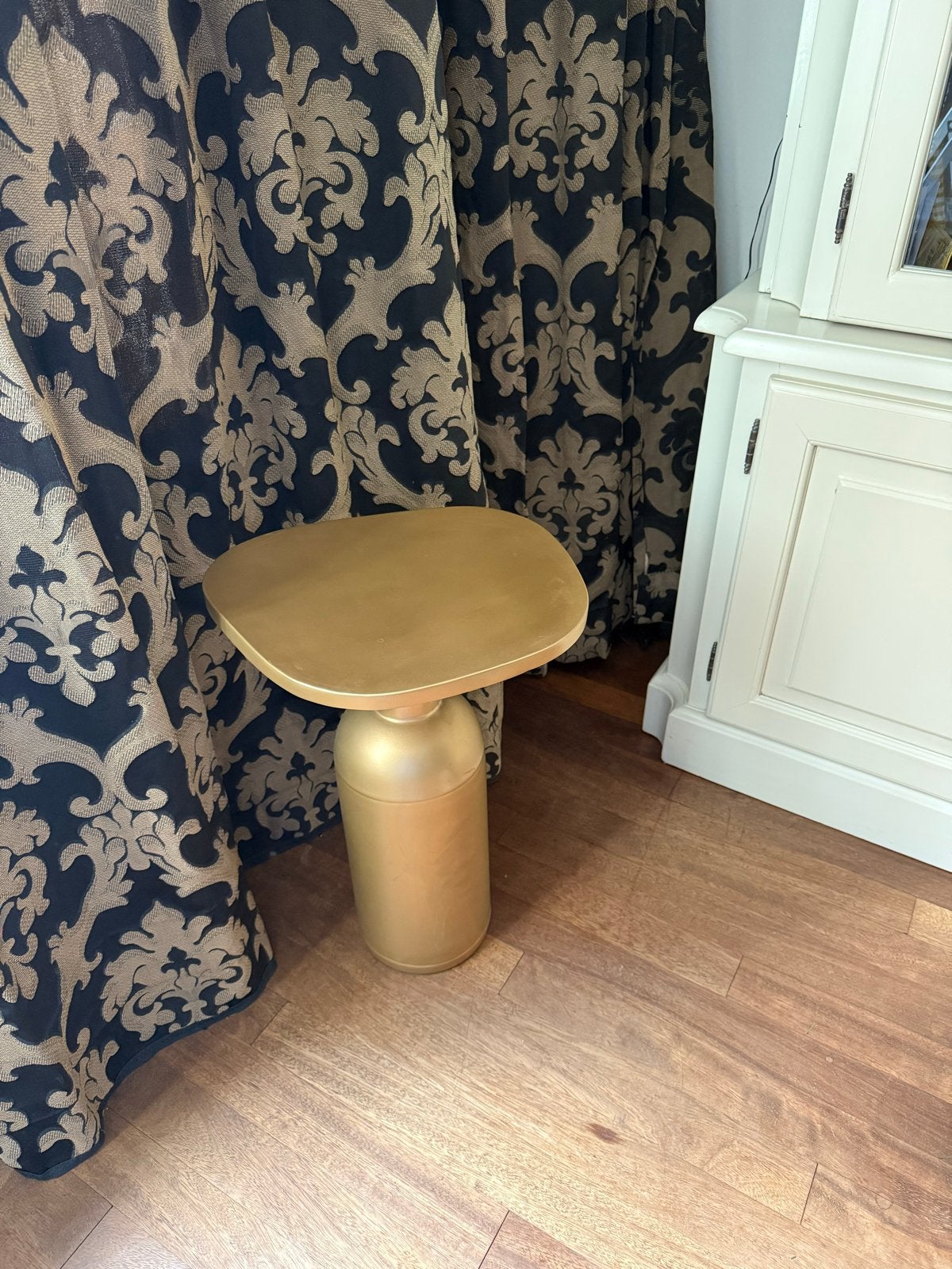 Uniek Gouden tafeltje - Bijzettafeltje - Zeer Decoratief, Huis en Inrichting, Tafels | Bijzettafels, Minder dan 55 cm, Metaal of Aluminium