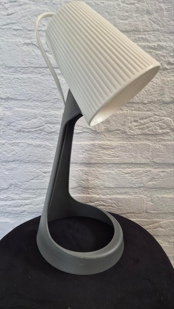 IKEA Svallet tafellamp wit - grijs, Ophalen of Verzenden, Minder dan 50 cm