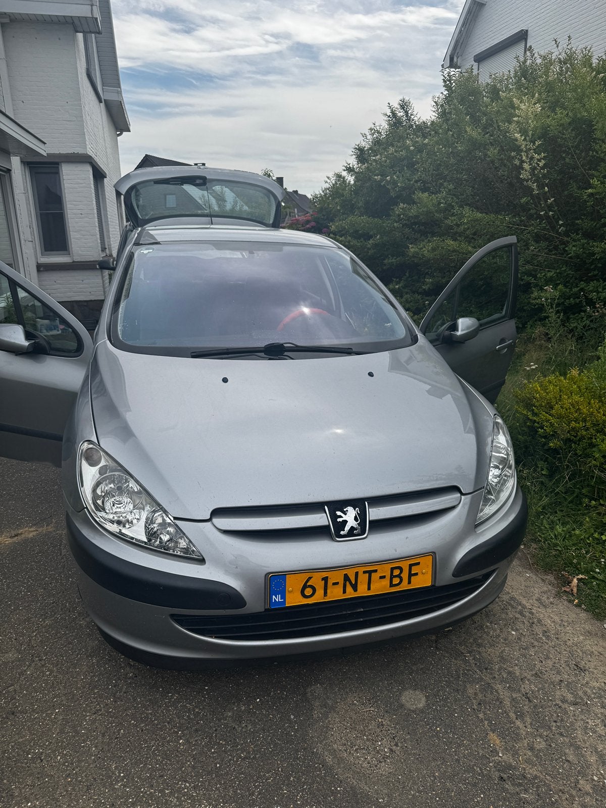 Peugeot 307 1.6 16V XR 5DR AUT 2004 Grijs, Auto's, Peugeot, Stof, 4 cilinders, 1204 kg, Origineel Nederlands