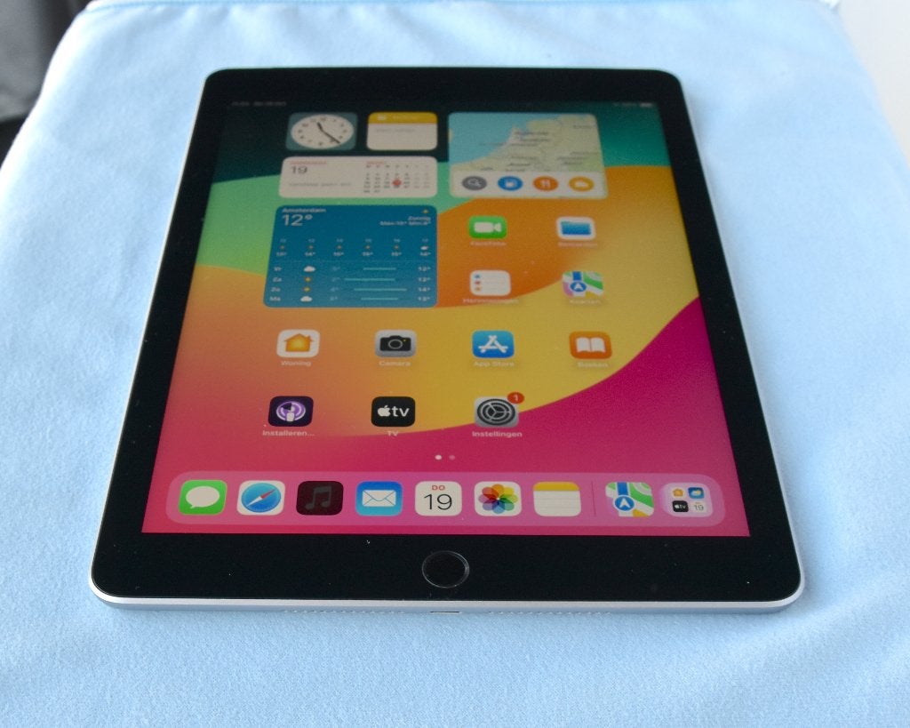 iPad 6 (2018) 128GB Celluar 4G Zwart: met garantie, Computers en Software, Apple iPads, 9 inch, Apple iPad, Zwart, Zo goed als nieuw
