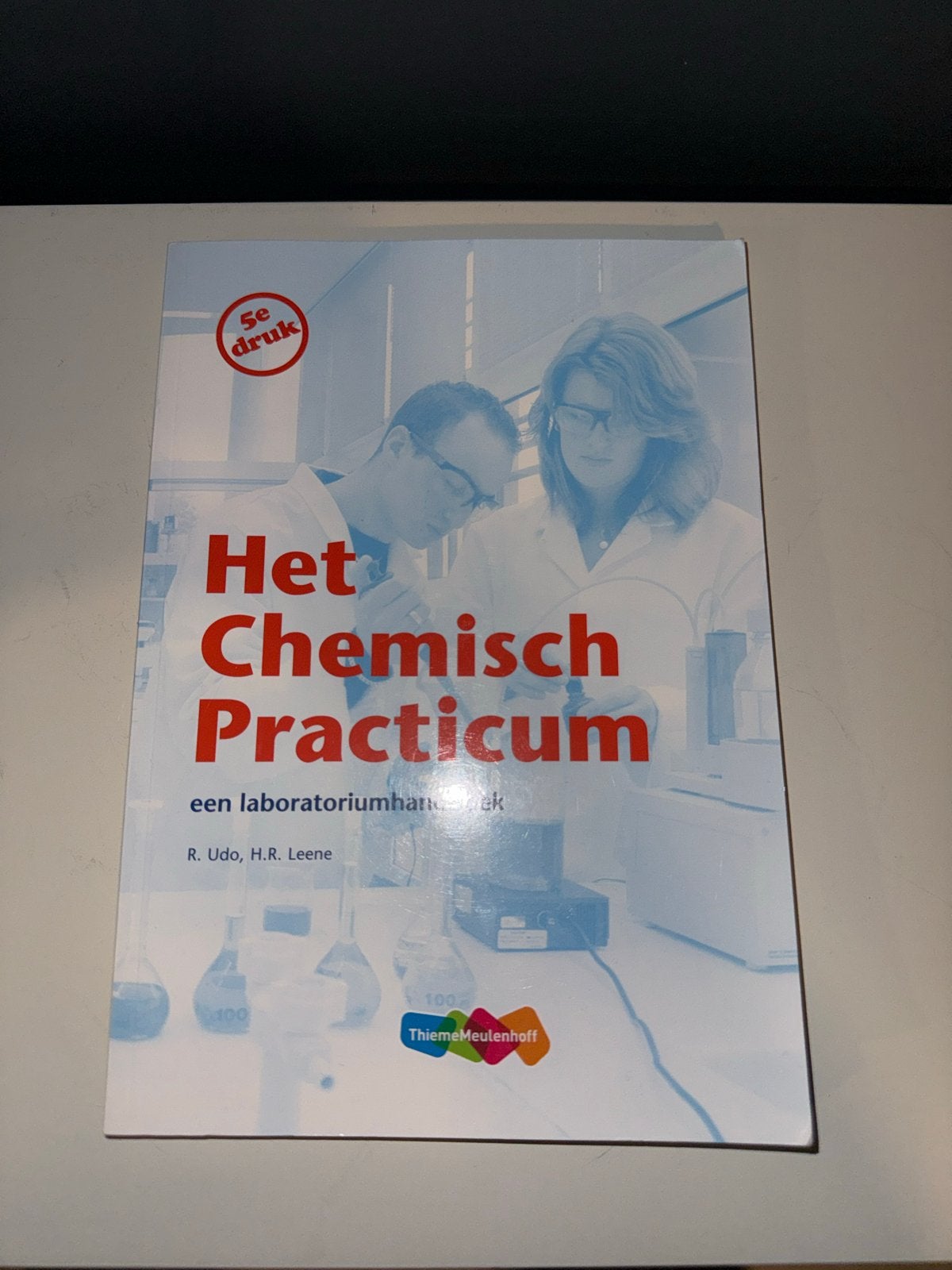 Het Chemisch Practicum - 5e druk, Boeken, Studieboeken en Cursussen, Ophalen of Verzenden, Beta, Nieuw, MBO