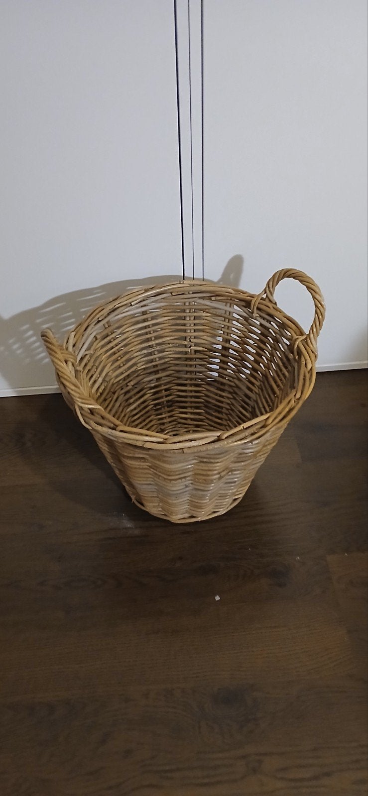 Grote rieten mand met handvatten, Gebruikt, Mand, Rond, Ophalen of Verzenden