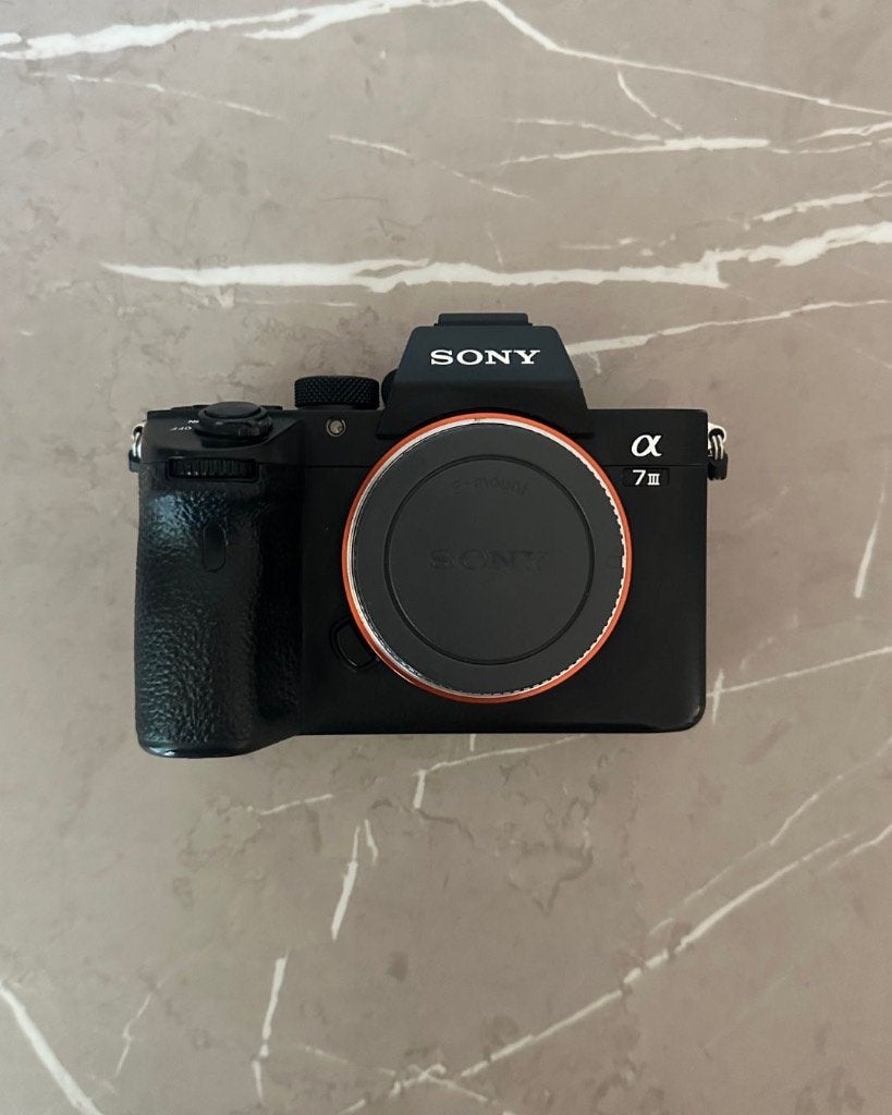 Sony A7III | Recent gerepareerd door Sony | Nieuwe lensmount, Ophalen, Gebruikt, 24 megapixels, Sony