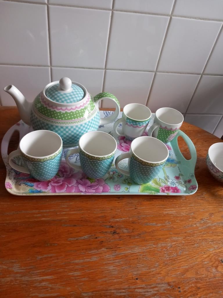 Prachtig  nieuw servies ., Ophalen of Verzenden