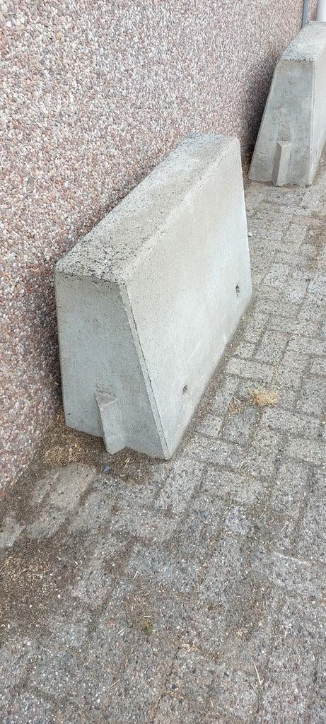 aanrijdbeveiliging Beton, Ophalen, Graafmachine
