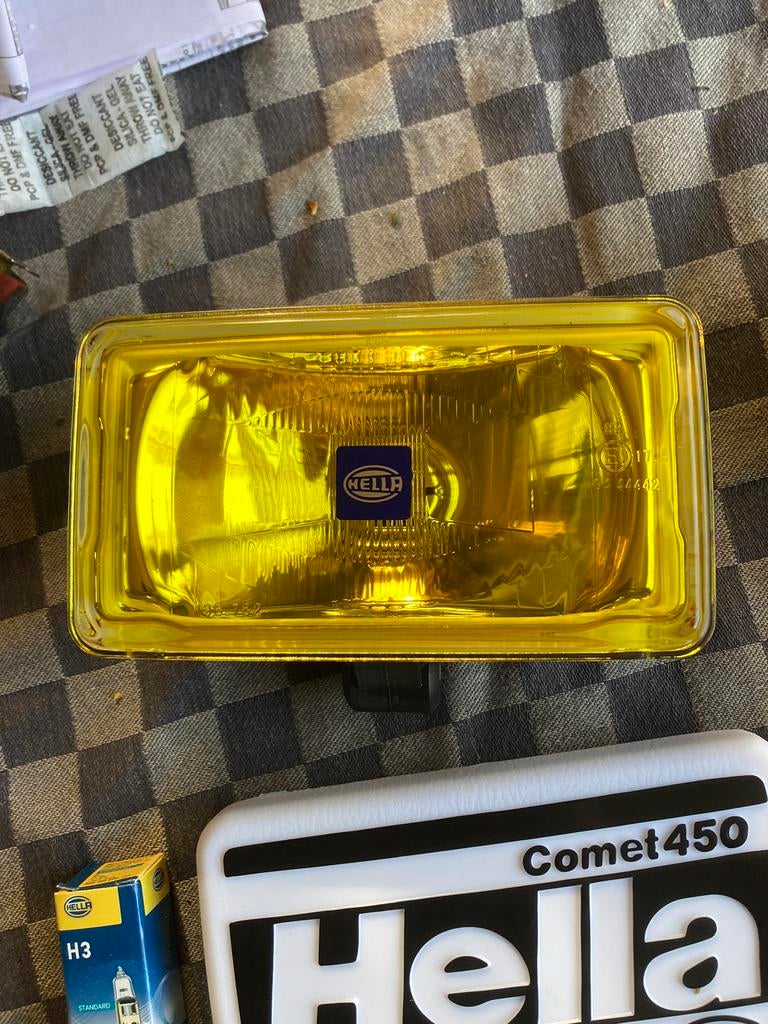 Oldtimer 2 Hella gele verstralers met covers, Ophalen of Verzenden, Nieuw