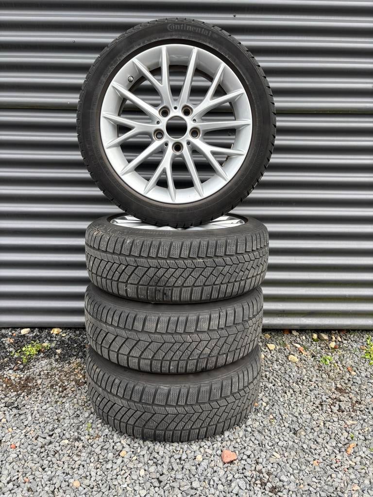 17 inch BMW 1 Serie velgen + winterbanden, Ophalen, Gebruikt, Banden en Velgen, 17 inch