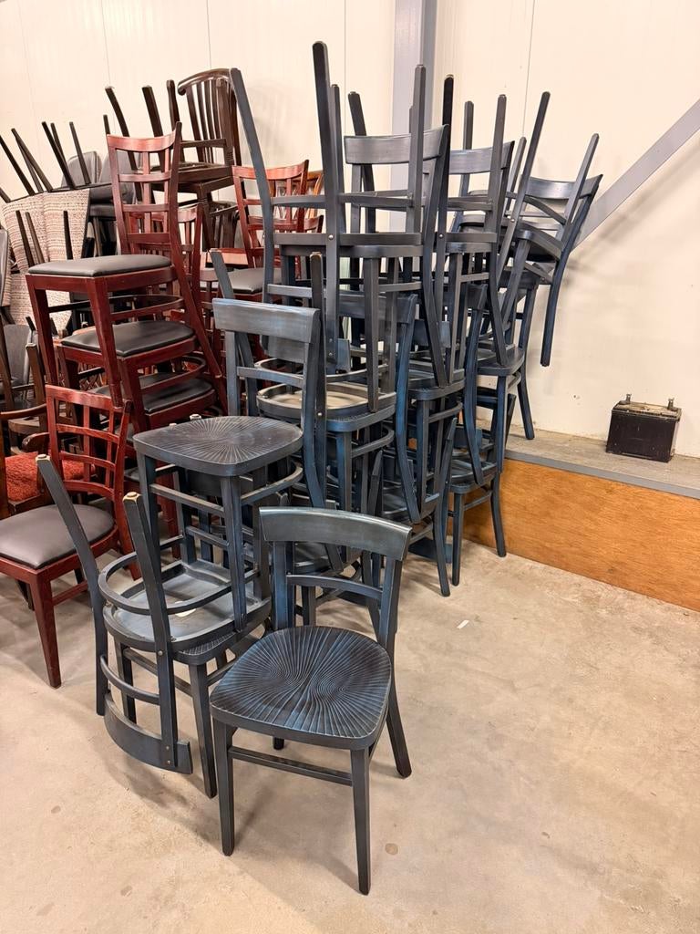 Hutten bistro cafe kroeg mancave thonet stoelen retro, Ophalen of Verzenden, Zo goed als nieuw, Vijf, Zes of meer stoelen, Hout