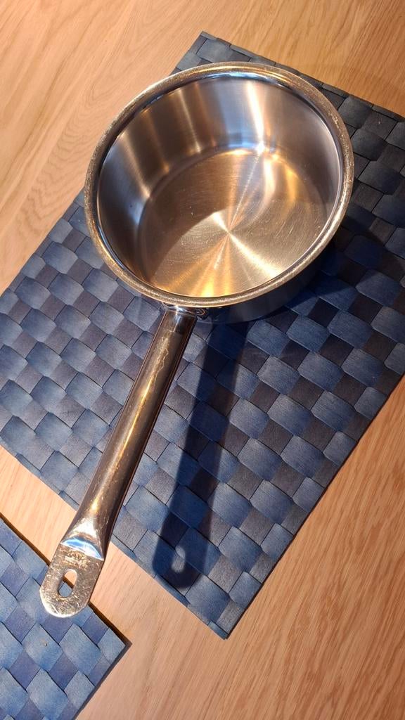 Fissler steelpan, diameter 18 cm, voor gasfornuis, Ophalen of Verzenden, Gebruikt, Rvs, Kookpan of Snelkookpan