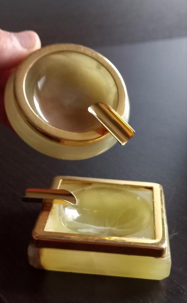 Twee art-deco asbakken – vierkant en rond – van onyx marmer, Antiek en Kunst, Ophalen of Verzenden