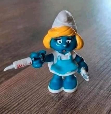 Verpleegster Smurfin, Verzamelen, Smurfen, Ophalen of Verzenden, Zo goed als nieuw, Verschillende Smurfen