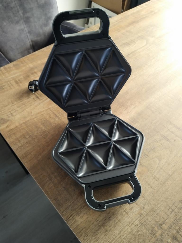 Nieuwe Samosa Maker - Perfect voor heerlijke snacks!, Ophalen, Uitneembare platen, Nieuw