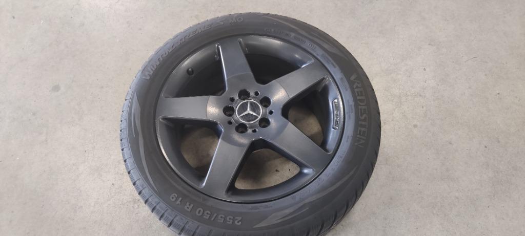 Mercedes W164-W166 AMG winterwielen in perfecte staat, 255 mm, Banden en Velgen, Winterbanden, Terreinwagen