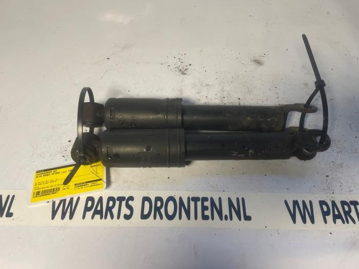 Schokdemper set van een Alfa Romeo Spider