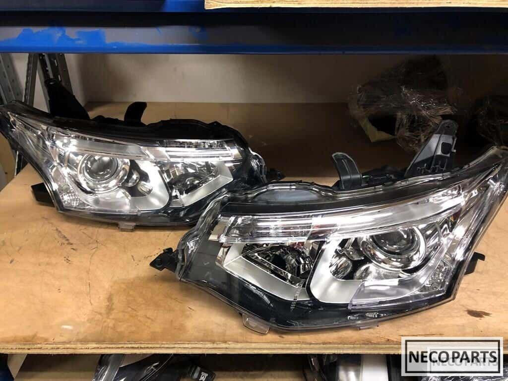 Mitsubishi outlander xenon koplamp compleet origineel, Auto-onderdelen, Verlichting, Ophalen of Verzenden, Gebruikt, Mitsubishi