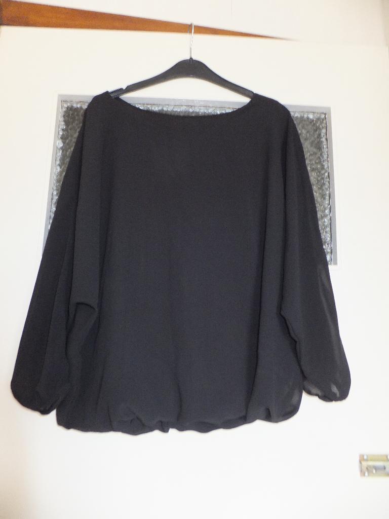 Klassieke ballon top in zwart, past overal bij! 36/38, 4,99, Verzenden, Zwart, Nieuw, Lange mouw