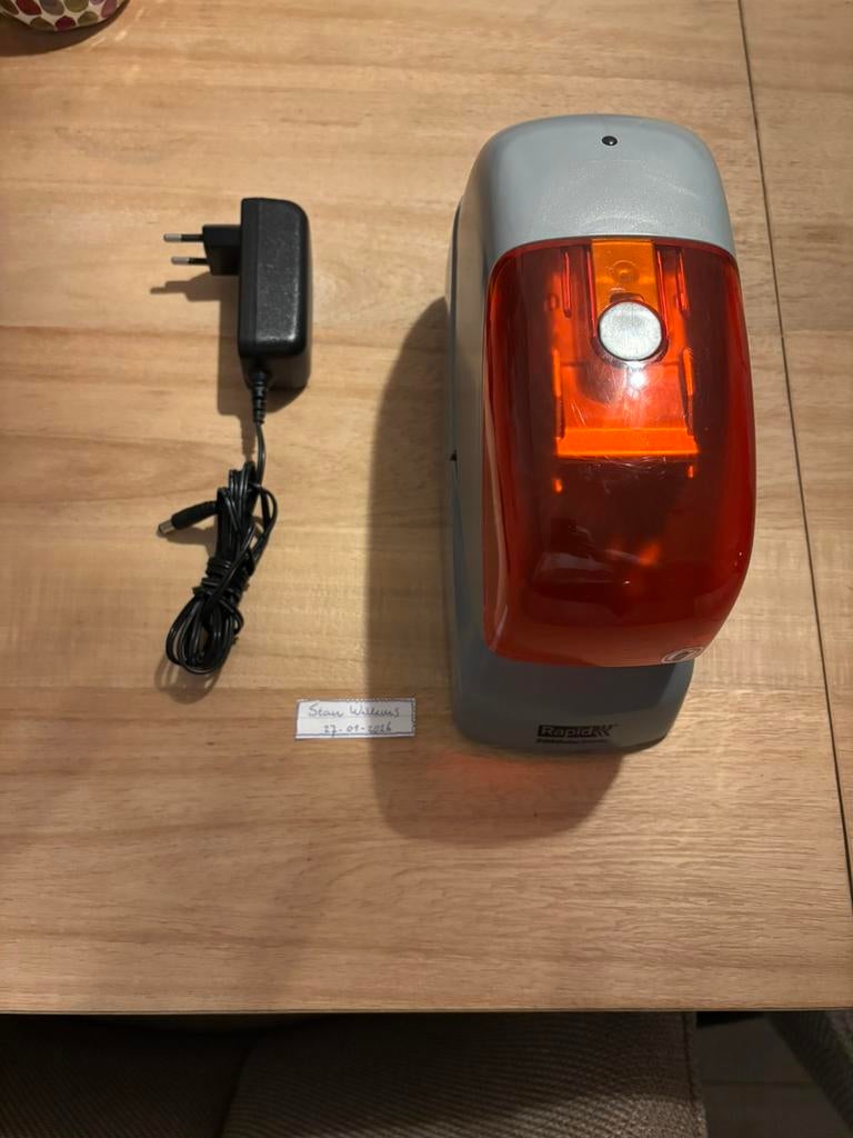 Nietmachine Rapid electrisch 5050e 50vel Rexel, Ophalen of Verzenden, Zo goed als nieuw