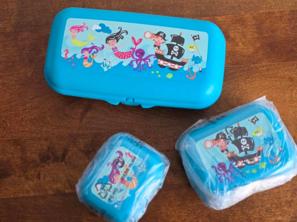 Tupperware Broodtrommels met zeemeerminnen en piraten, Ophalen of Verzenden, Nieuw